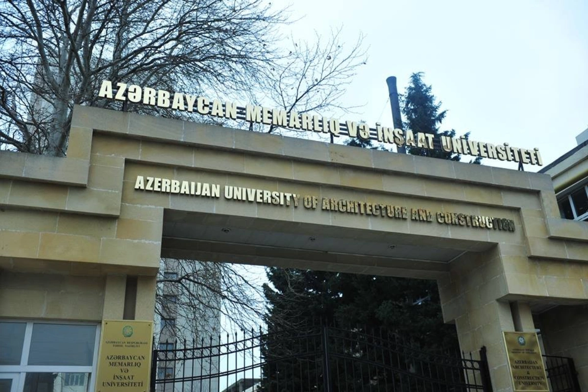 Memarlıq və İnşaat Universitetində magistratura pilləsində bir qrup distant təhsilə keçib